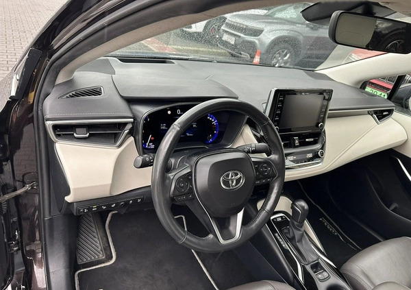 Toyota Corolla cena 87900 przebieg: 99583, rok produkcji 2019 z Janów Lubelski małe 781